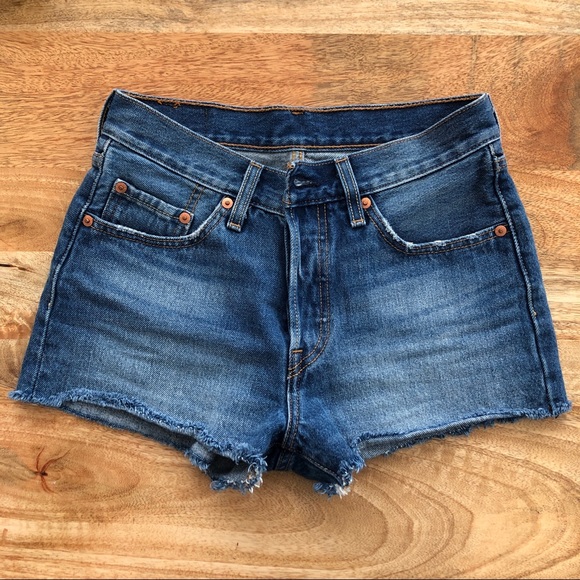 Levi's Pants - LEVI’S 501 SHORTS (25) NWOT